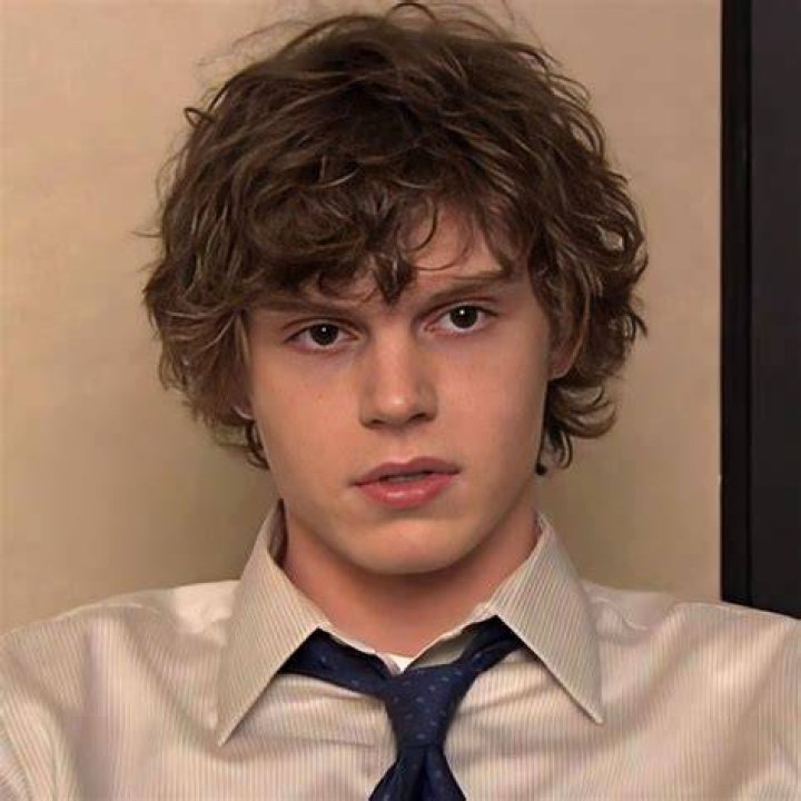 Was evan peters in the office?