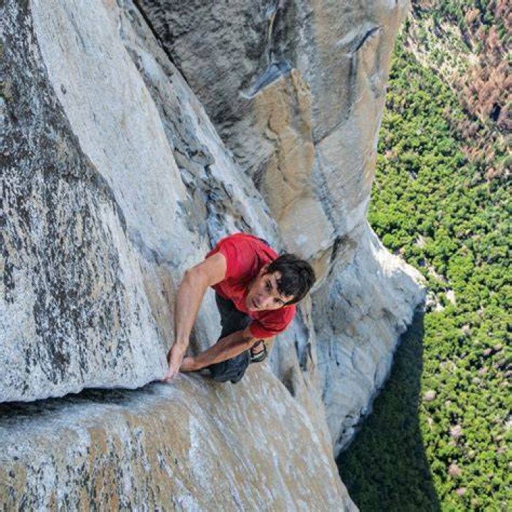 Who died free soloing el capitan?
